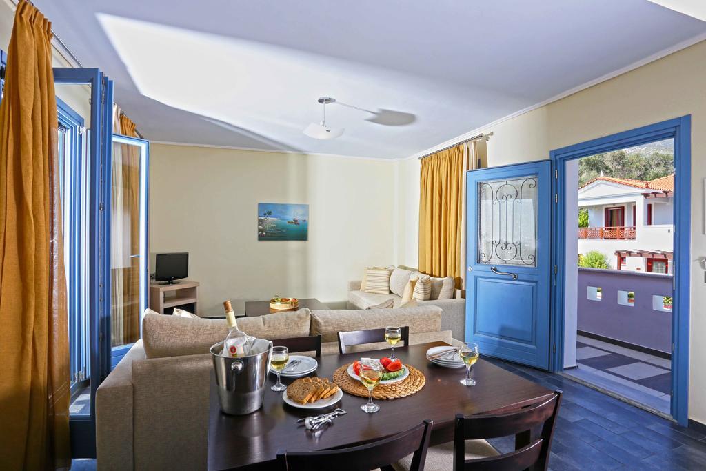 Sirena Residence & Spa Marathókambosz Kültér fotó