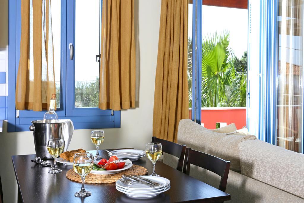 Sirena Residence & Spa Marathókambosz Kültér fotó